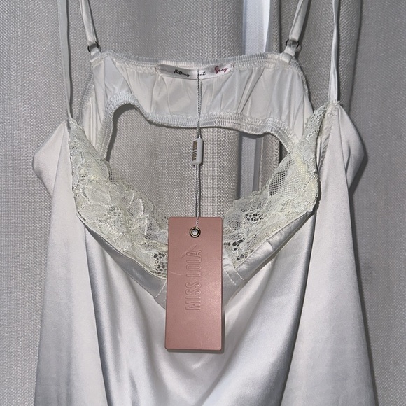 NWT Miss Lola mini lace dress 👗 - Picture 4 of 5